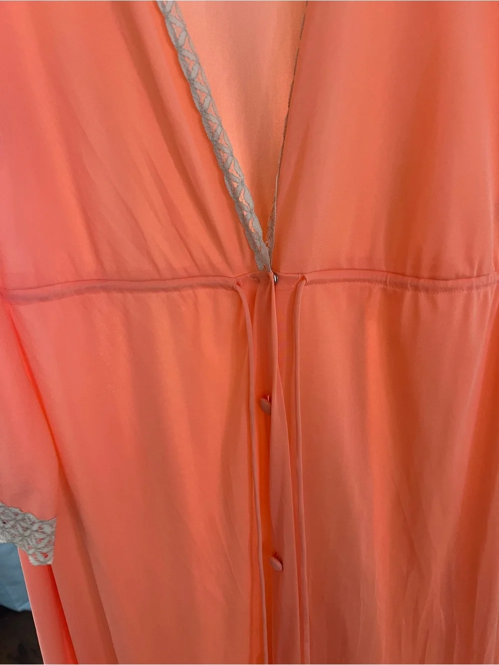 Vintage Vanity Fair Peach/Coral Peignoir Robe/Housecoat with Lace Trim